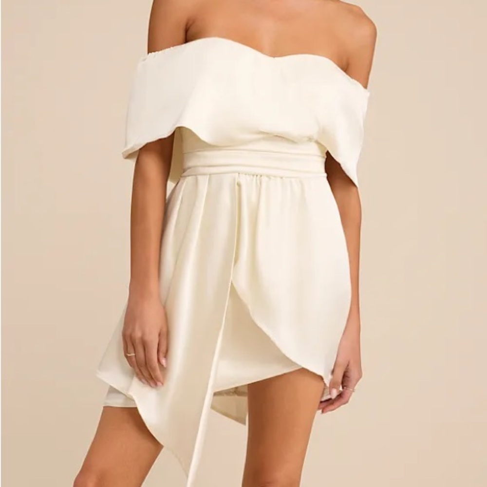 Lulu's Strapless Cream Dress NWT